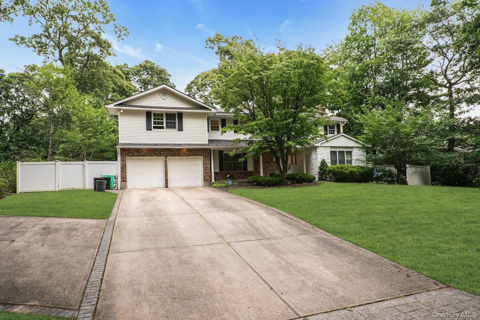 48 Colby Dr, Dix Hills, NY 11746 property exterior